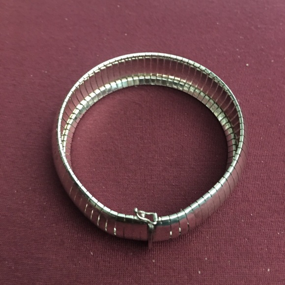 Wide Sterling Silver Ribbed 8” Bracelet - Picture 3 of 5